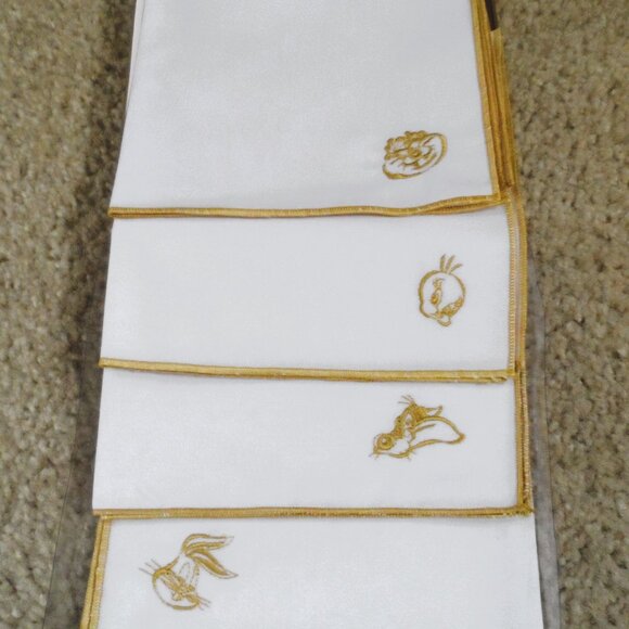 After 6 Vintage Looney Tunes Cocktail Napkins Set of 4, 100% cotton, NEW - Picture 6 of 9